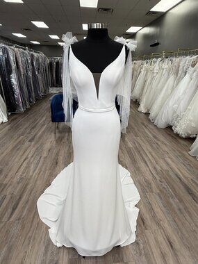Nora Spencer Signature Crepe Fitted Plus Size Wedding Dress